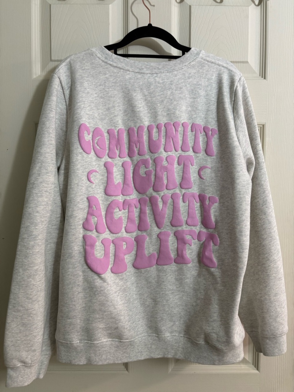 Zyla Active Women's Gray Fleece Lines Crewneck Sweatshirt with Pink Puff Logo - Picture 3 of 6